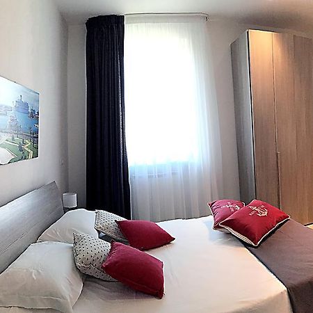 Quattro Stelle Al Porto Guest House Civitavecchia Exterior photo