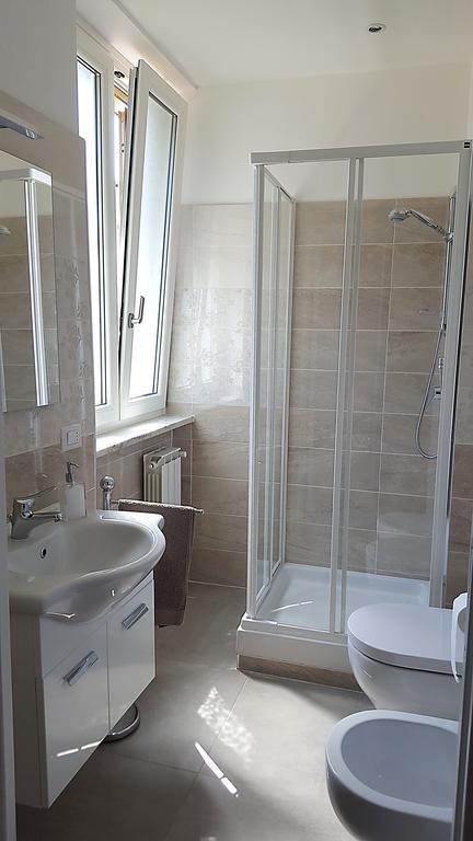 Quattro Stelle Al Porto Guest House Civitavecchia Exterior photo